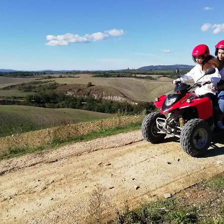 بيت ضيافة Crete Senesi كاستيلْنْوافو بيراردين