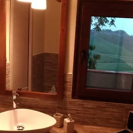 بيت ضيافة Crete Senesi 3*